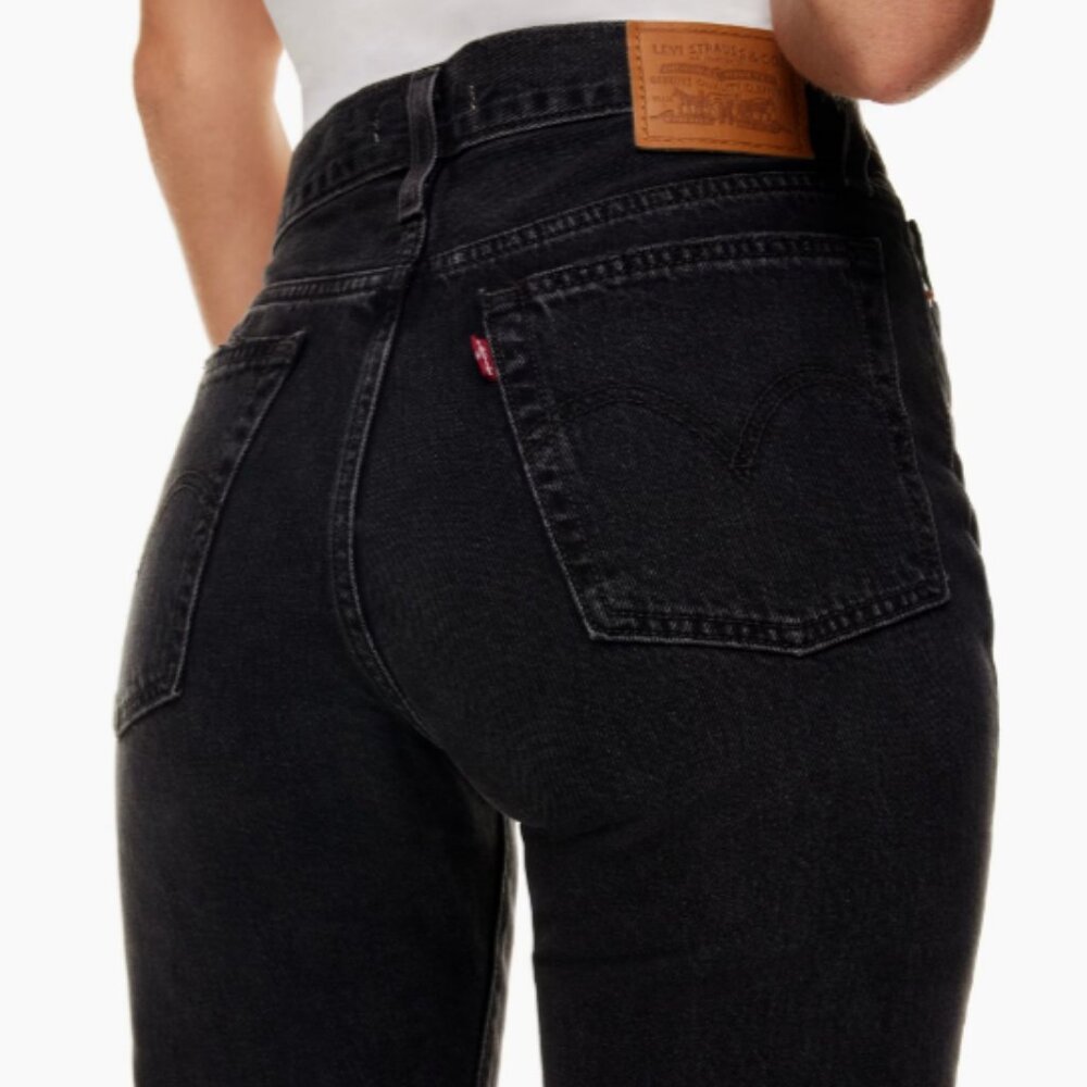 Levi's wedgie high rise straight jeans — 32" black